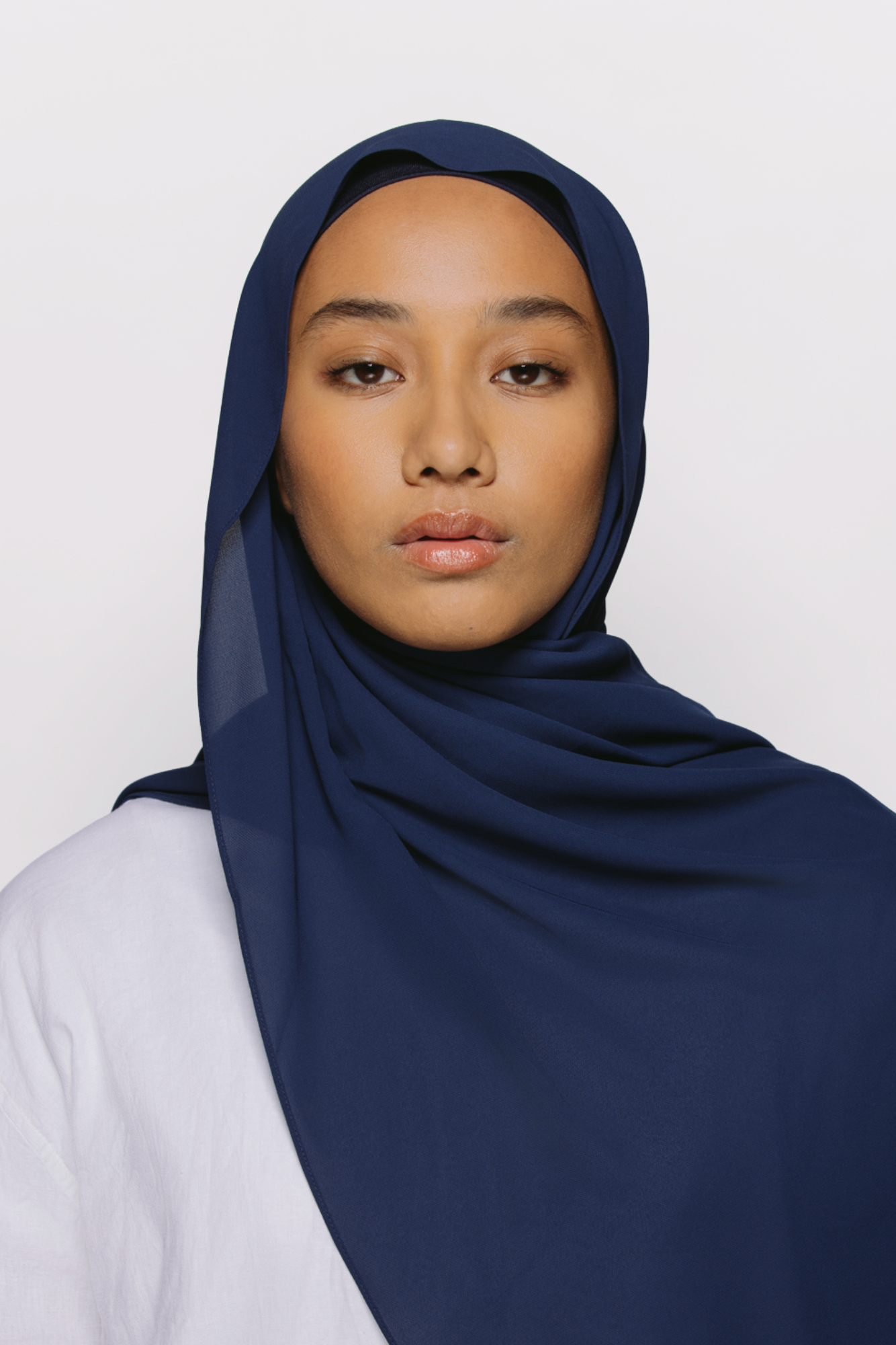 Midnight Ocean — Instant Chiffon Hijab with Built-in Magnets