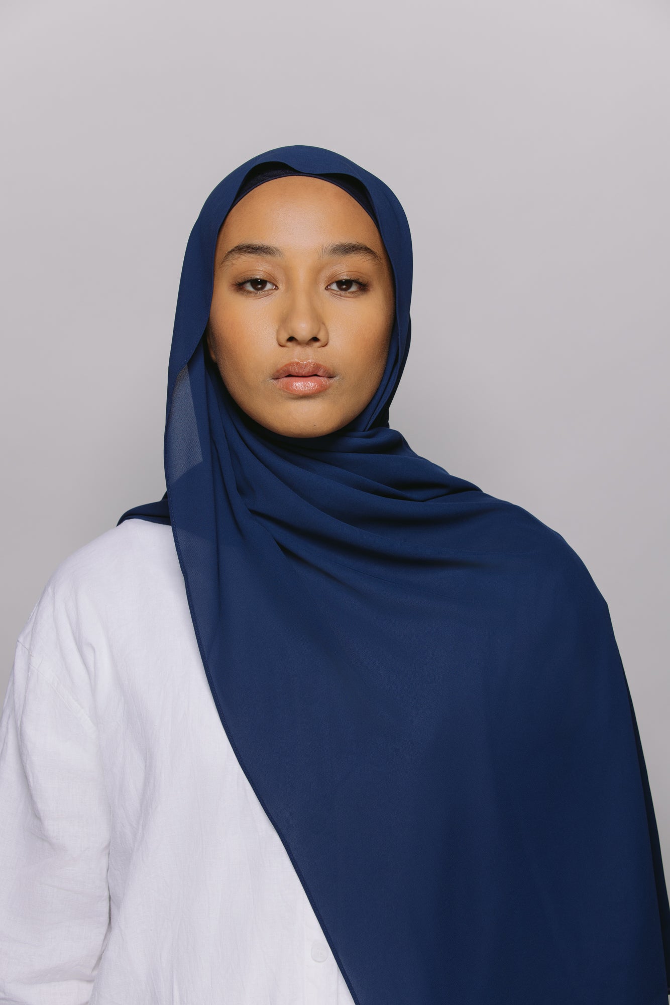 Midnight Ocean — Instant Chiffon Hijab with Built-in Magnets