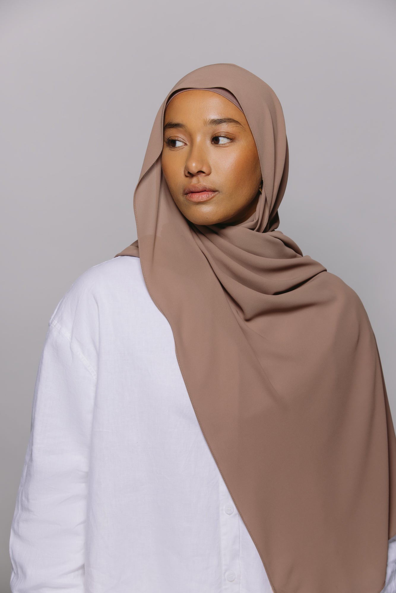 Lina — Instant Chiffon Hijab with Built-in Magnets
