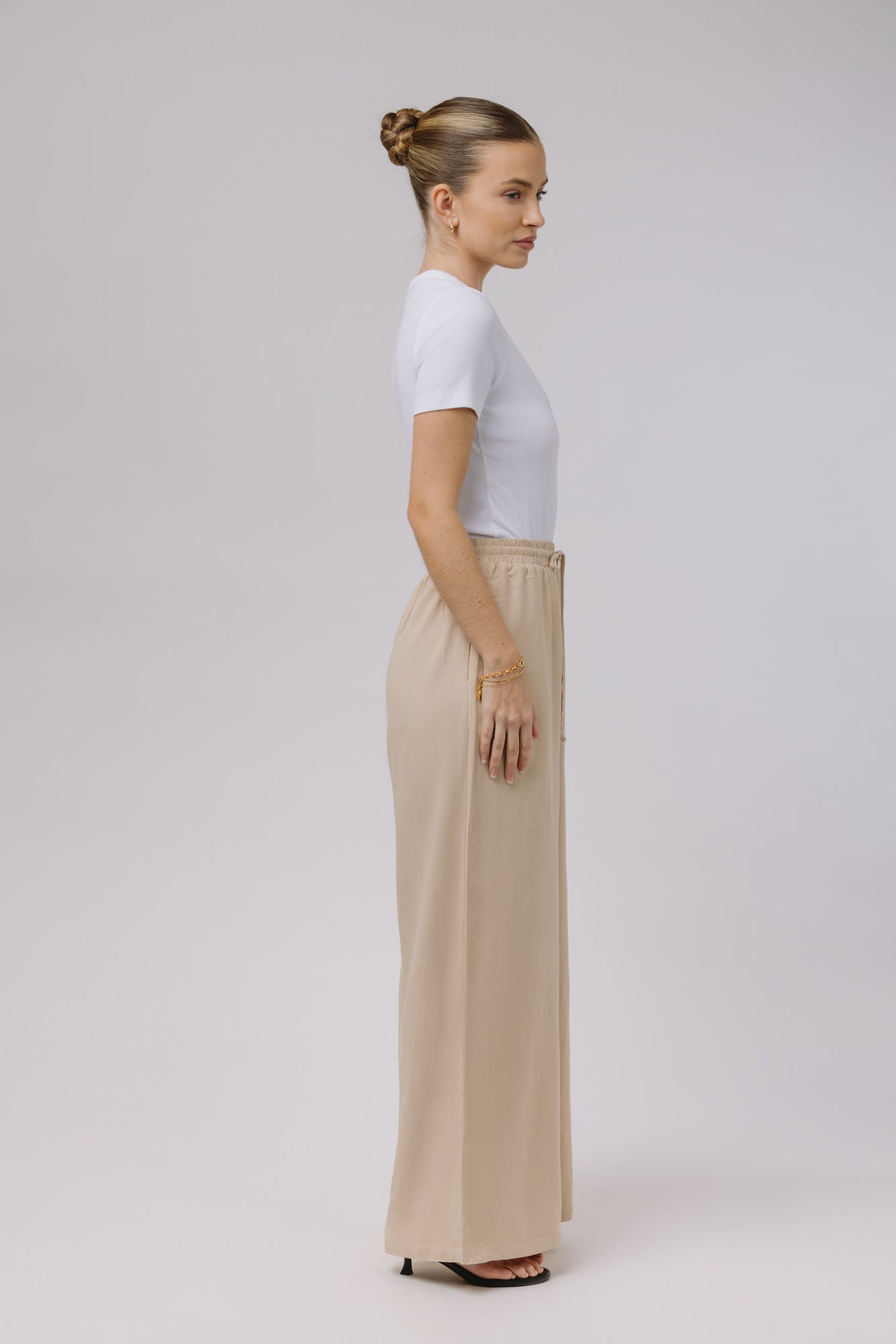 Safiya — Rouched Tie Waist Linen Set (Beige)