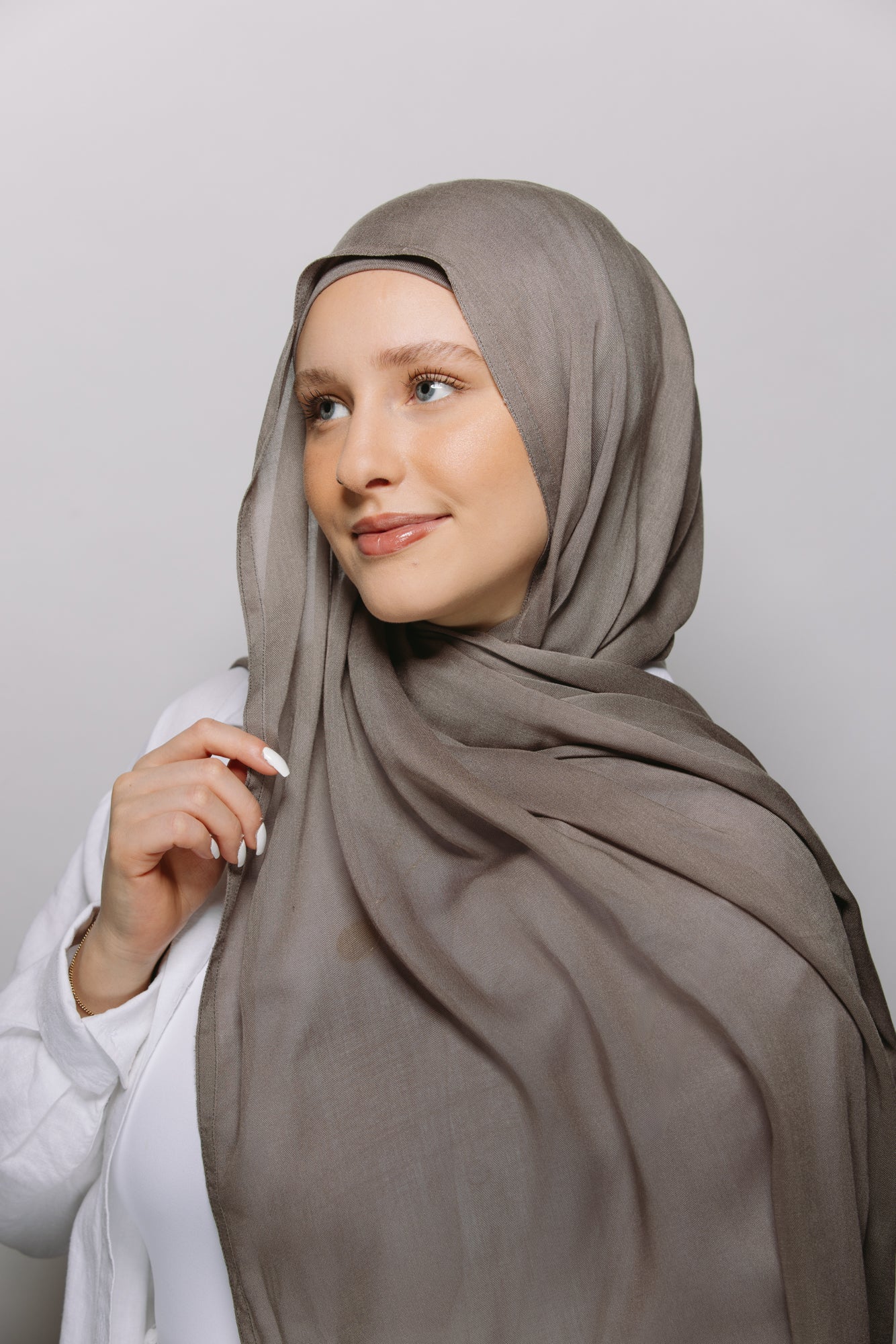 Moonrock — Instant Modal Hijab with Matching Magnets