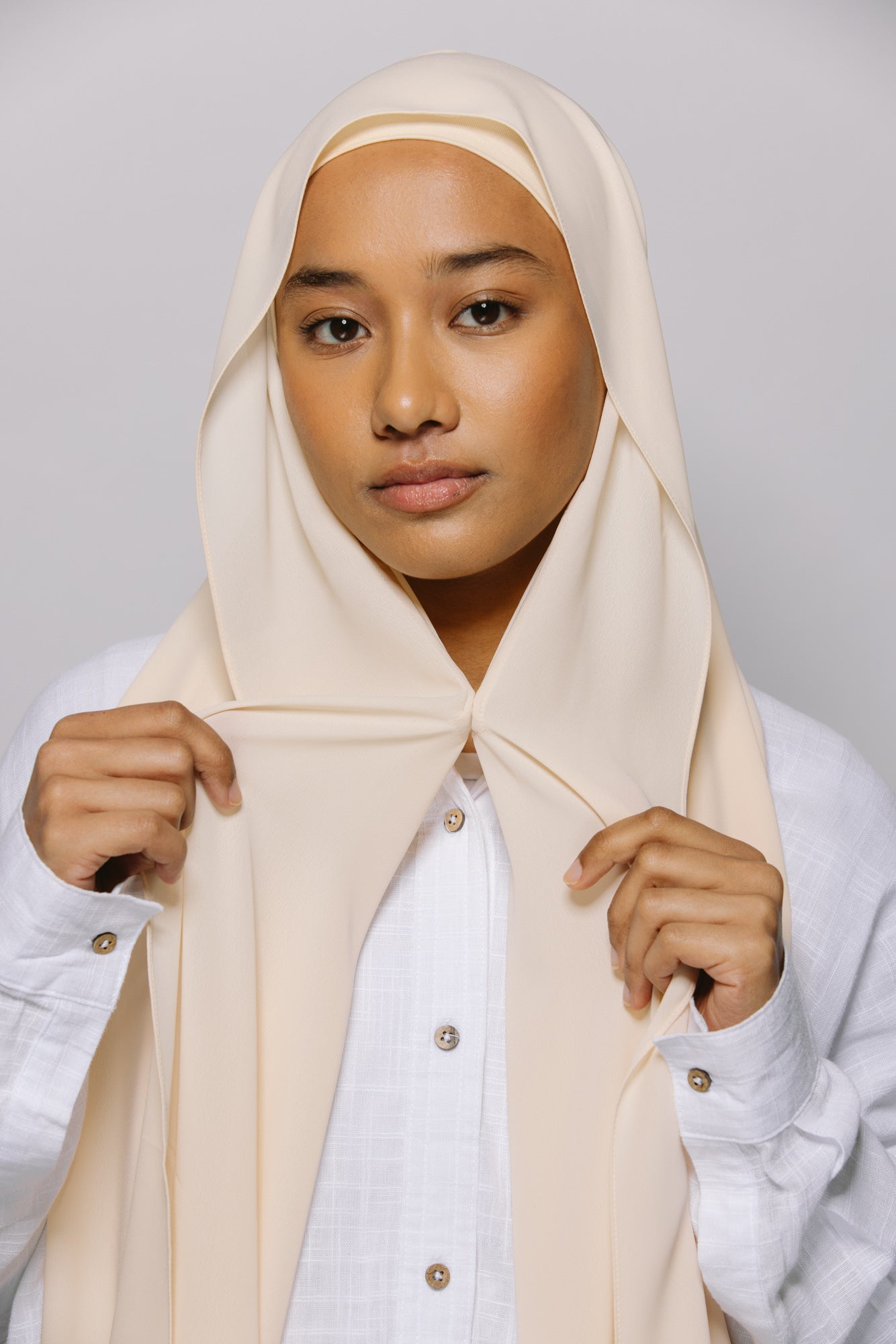 Shell — Instant Chiffon Hijab with Built-in Magnets