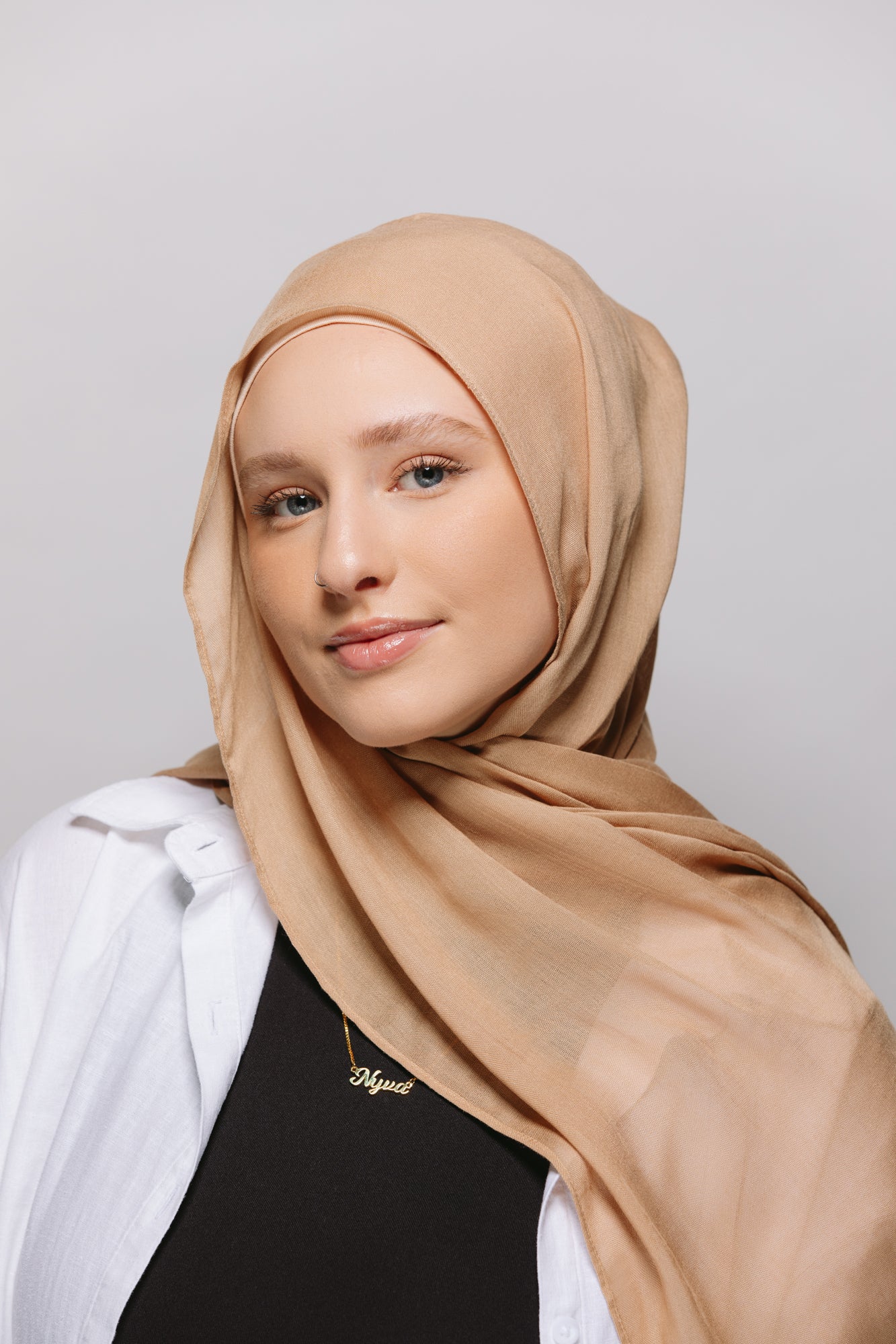 Sand Dune — Instant Modal Hijab with Matching Magnets