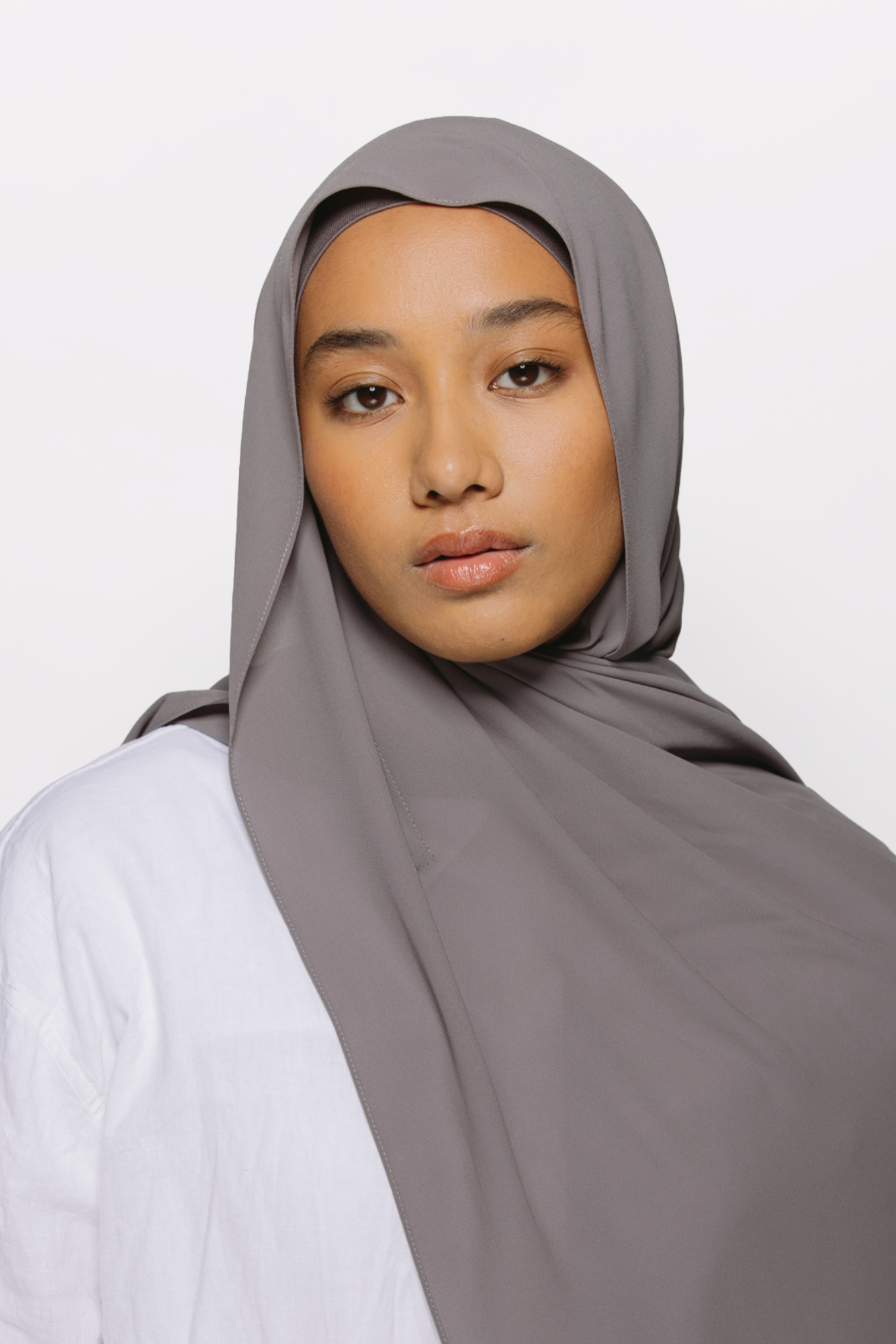 Smoky Lilac — Instant Chiffon Hijab with Built-in Magnets