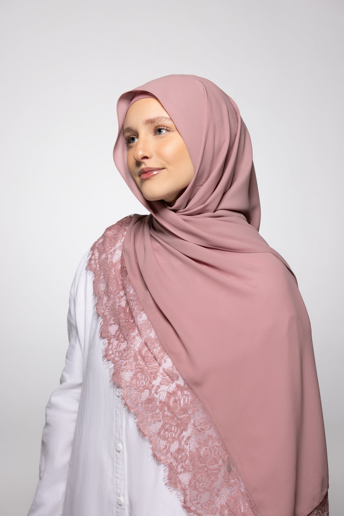 Lokum — Instant Lace Chiffon Hijab with Built-in Magnets
