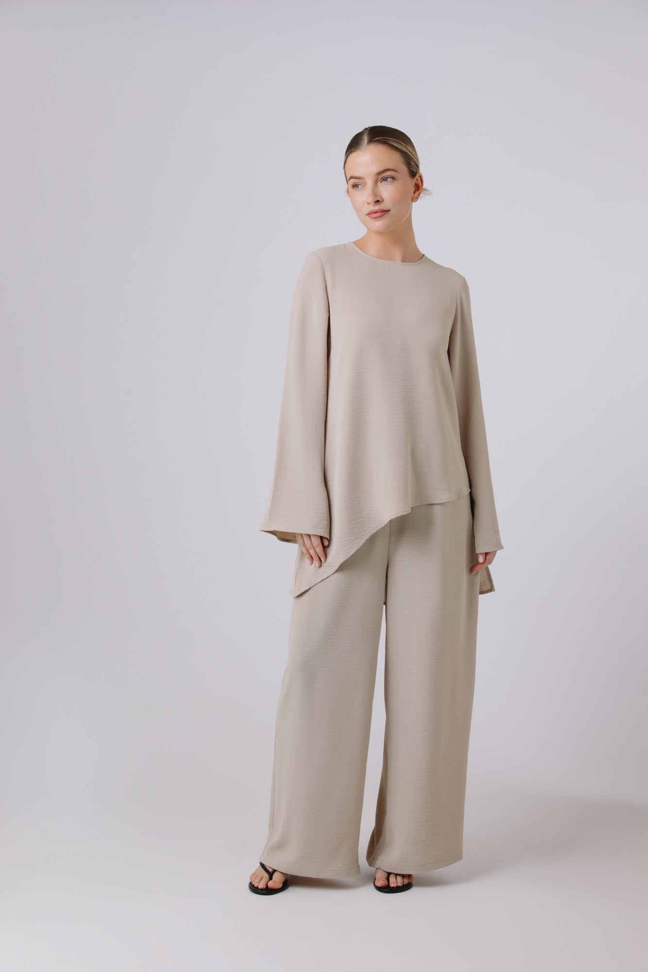 Naya — Asymmetric Set (Dune)
