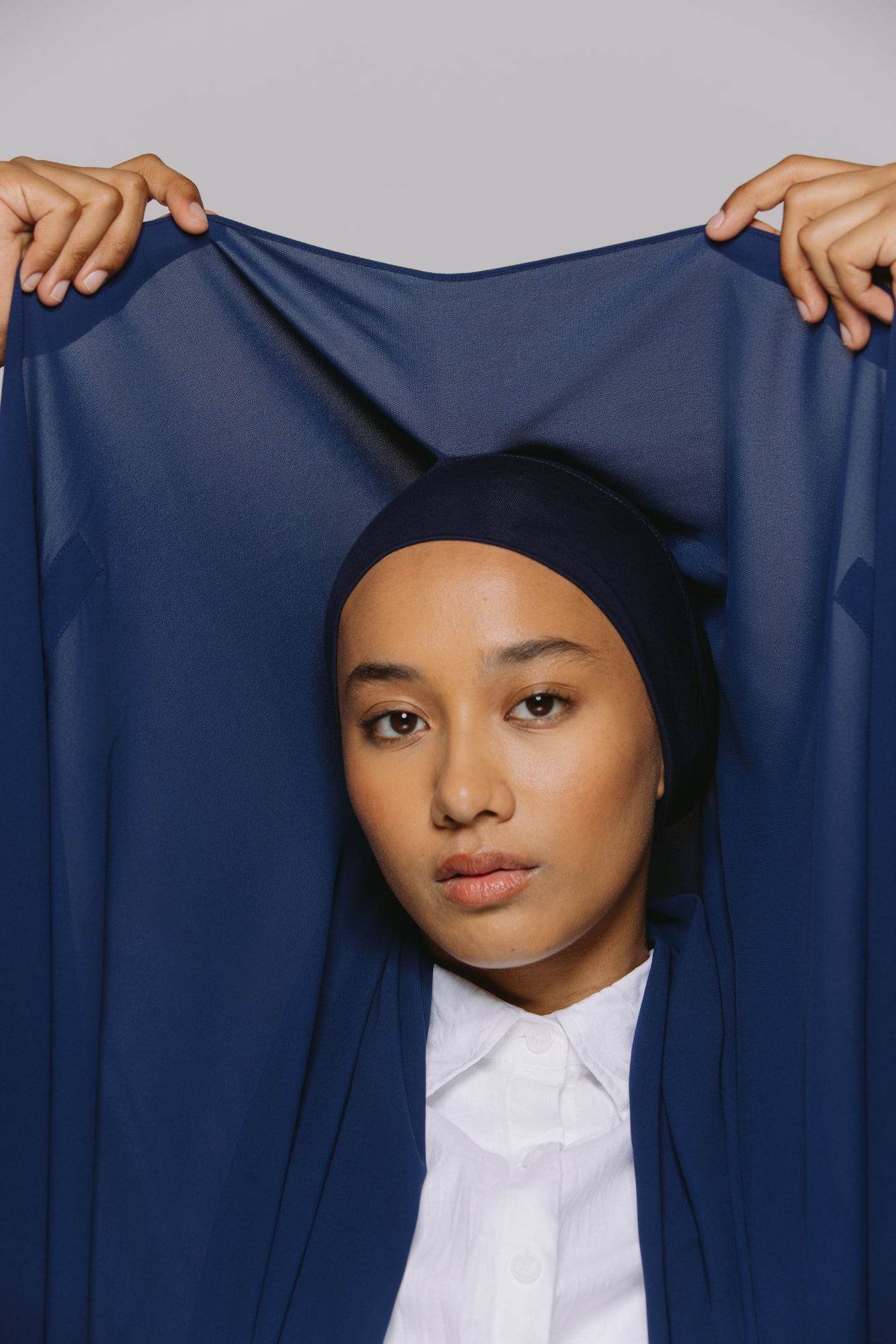 Midnight Ocean — Instant Chiffon Hijab with Built-in Magnets