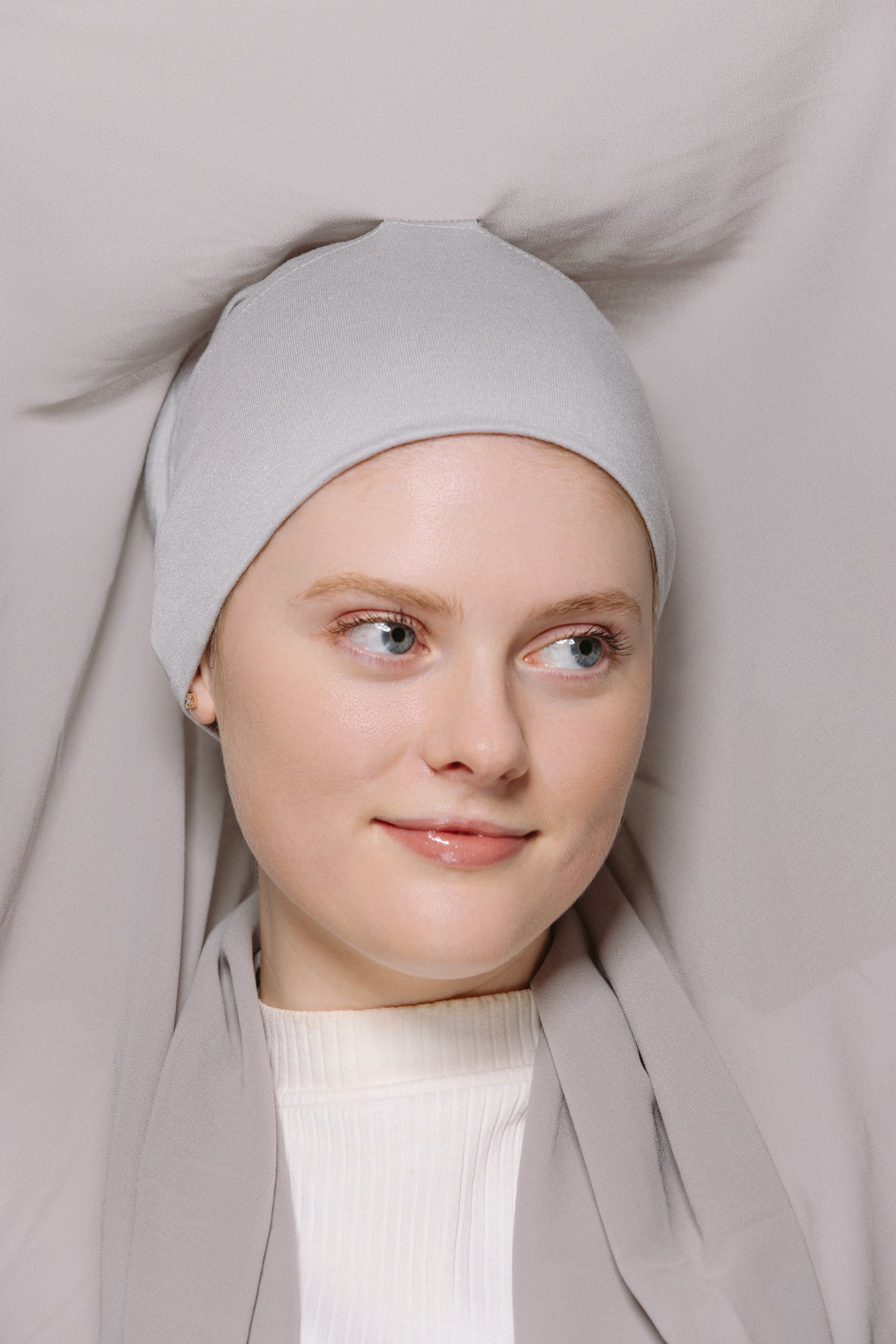 Oyster Grey — Instant Chiffon Hijab with Built-in Magnets