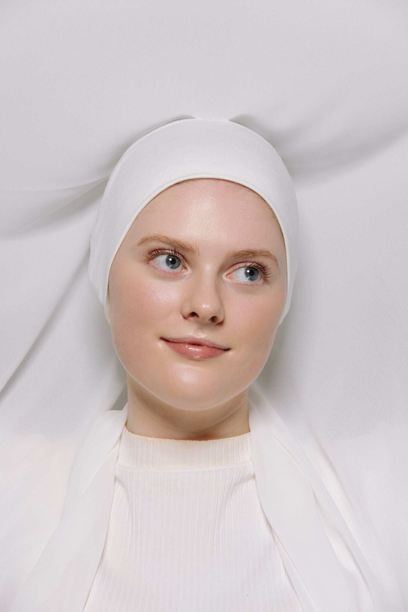 Pamuk White — Instant Chiffon Hijab with Built-in Magnets