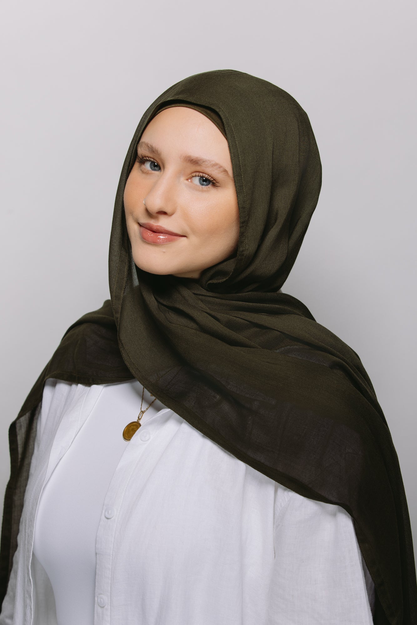 Moss Green — Instant Modal Hijab with Matching Magnets *PRE-ORDER*