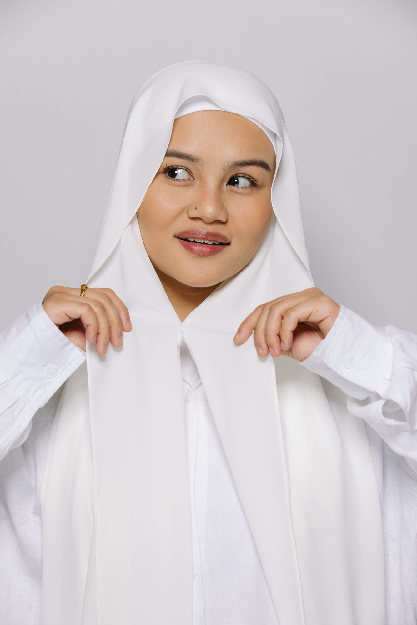 White — Instant Chiffon Hijab with Built-in Magnets