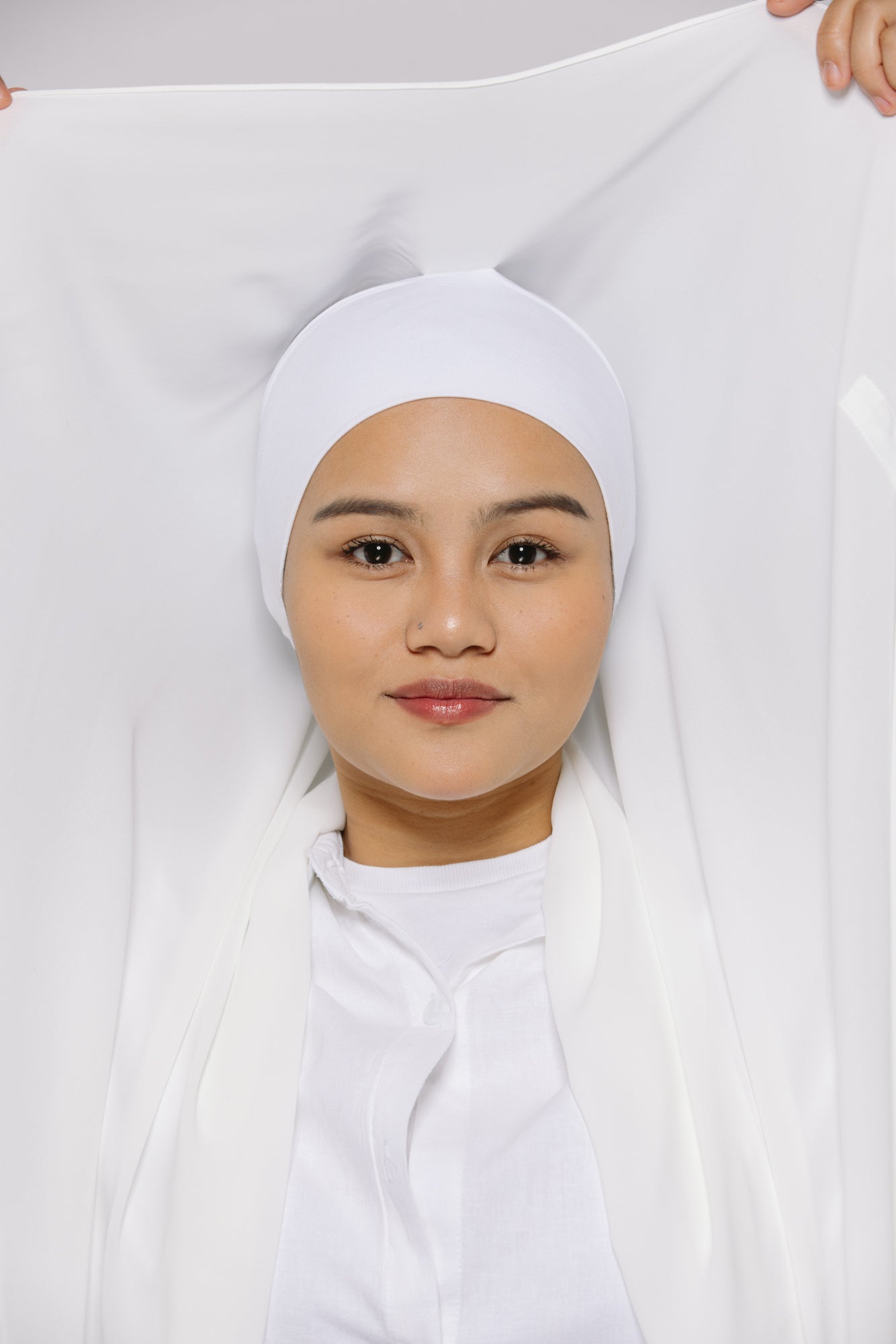 White — Instant Chiffon Hijab with Built-in Magnets