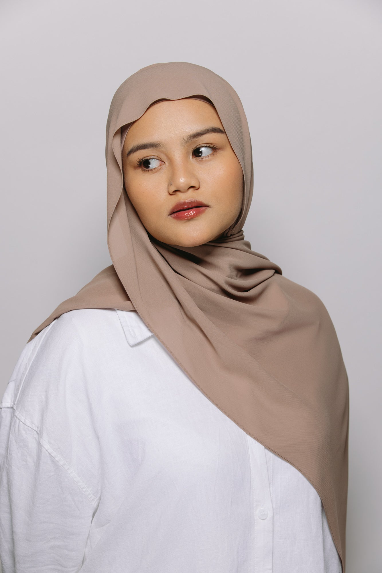 Praline — Instant Chiffon Hijab with Built-in Magnets