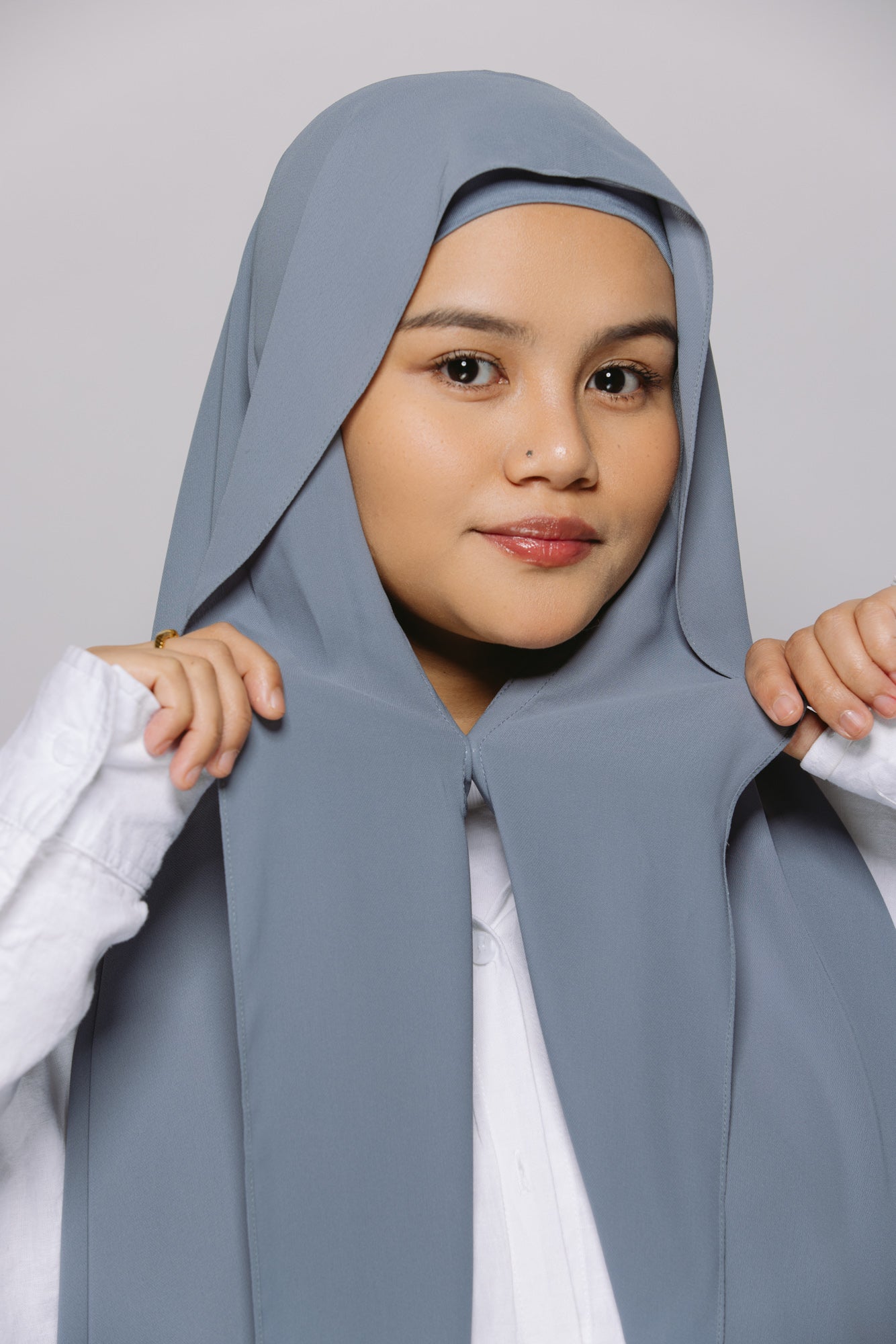 Mavi — Instant Chiffon Hijab with Built-in Magnets