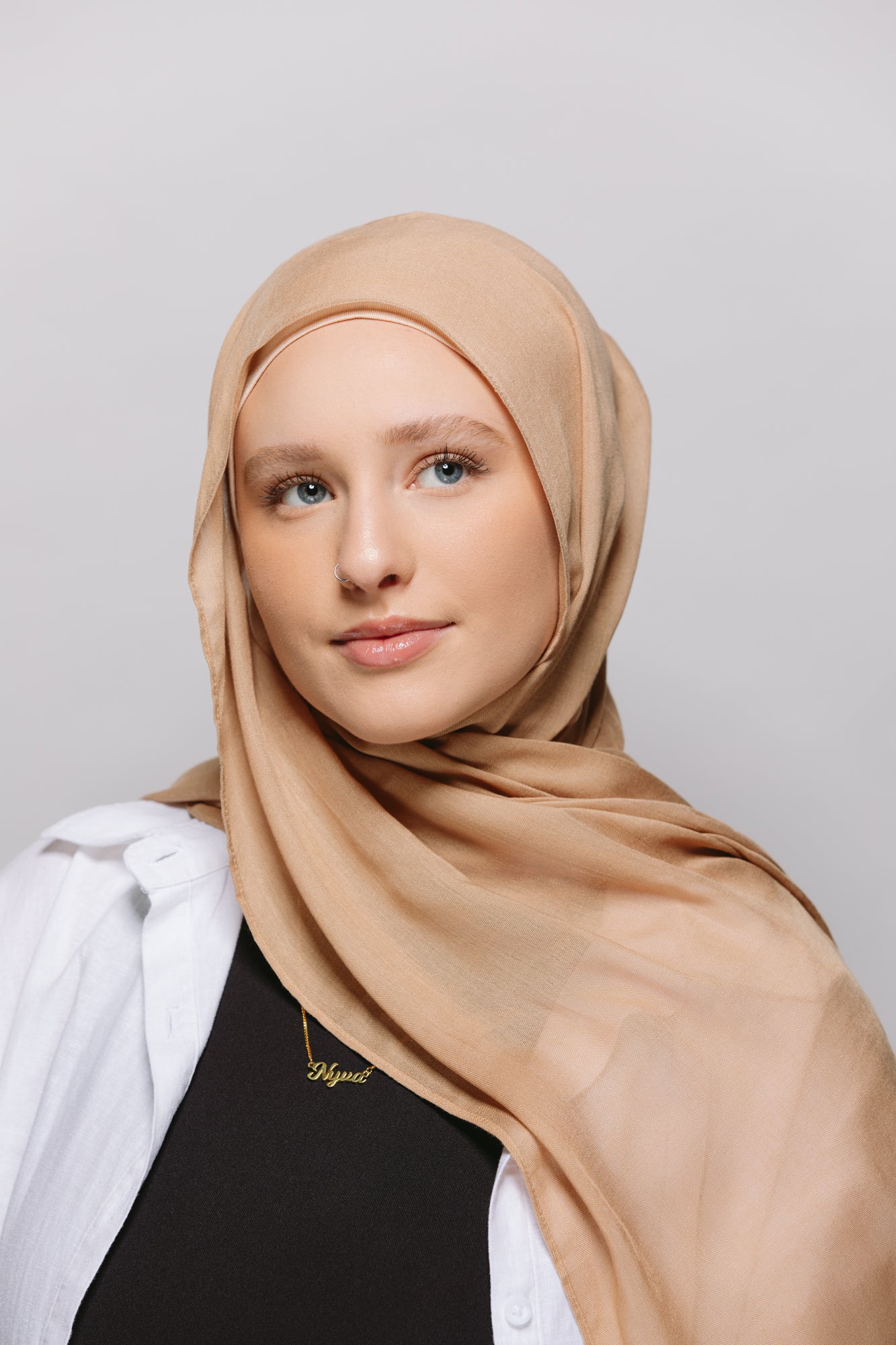 Sand Dune — Instant Modal Hijab with Matching Magnets